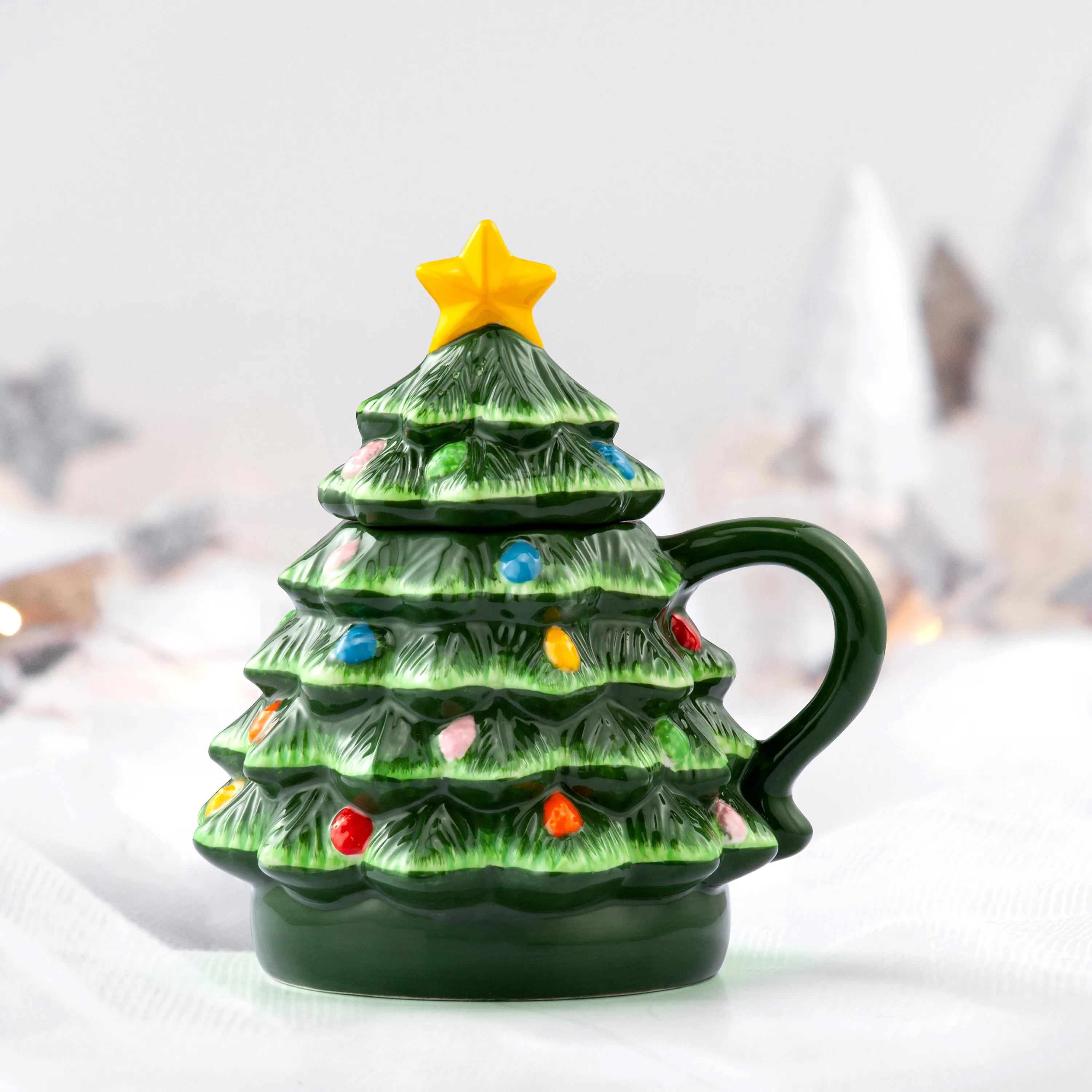 16 oz. Nostalgic Ceramic Tree Lidded Mug - Green