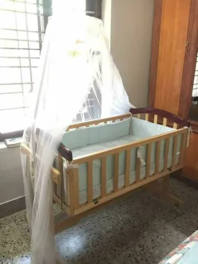 BABY CARE Crib/cradle Without Matress With Mosquito Net, Dimensions: 101×12×61.5 cm