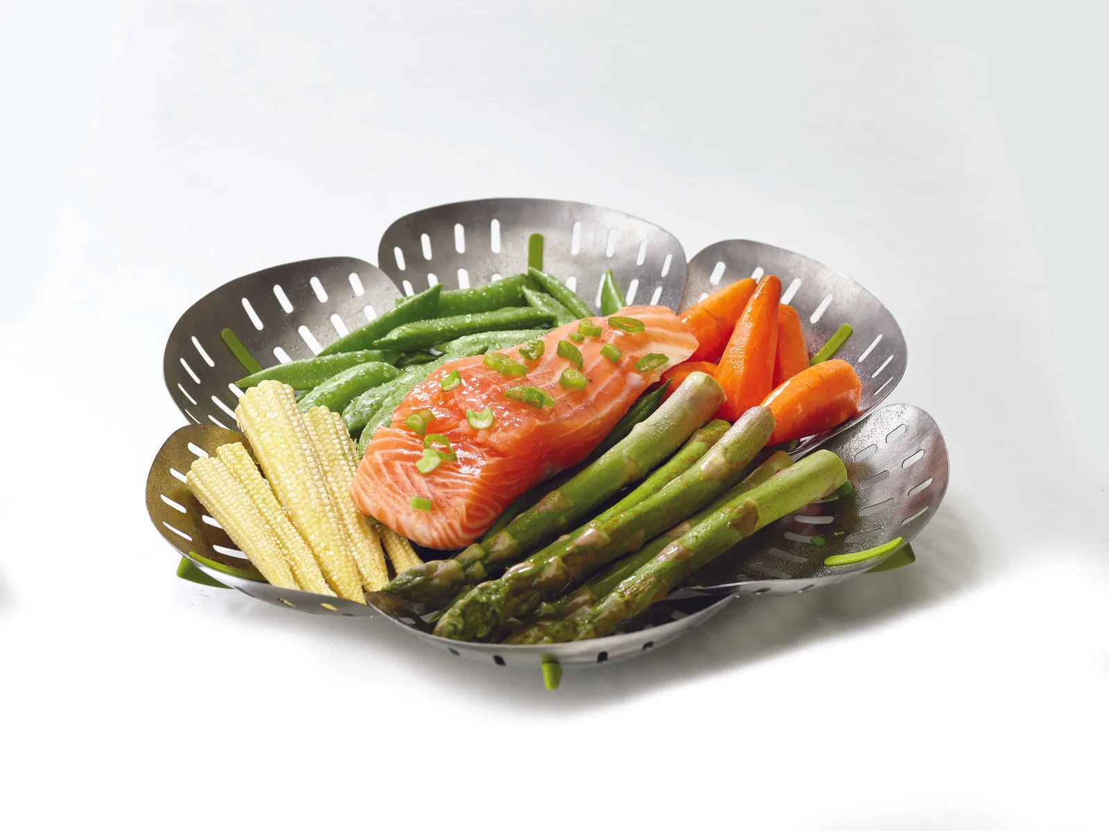 Bloom Folding Steamer Basket