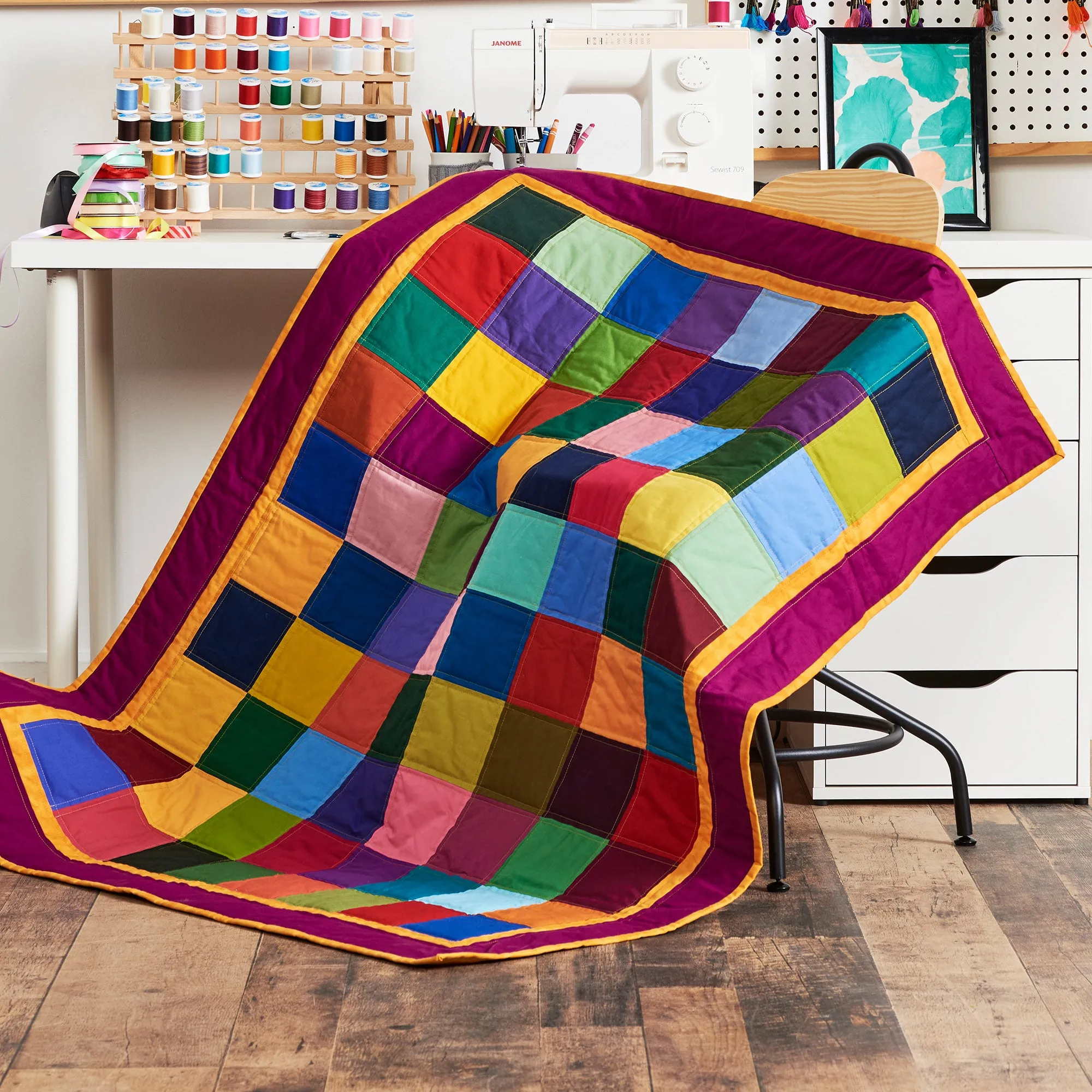 Coats & Clark Quilting Basic Square Quilt