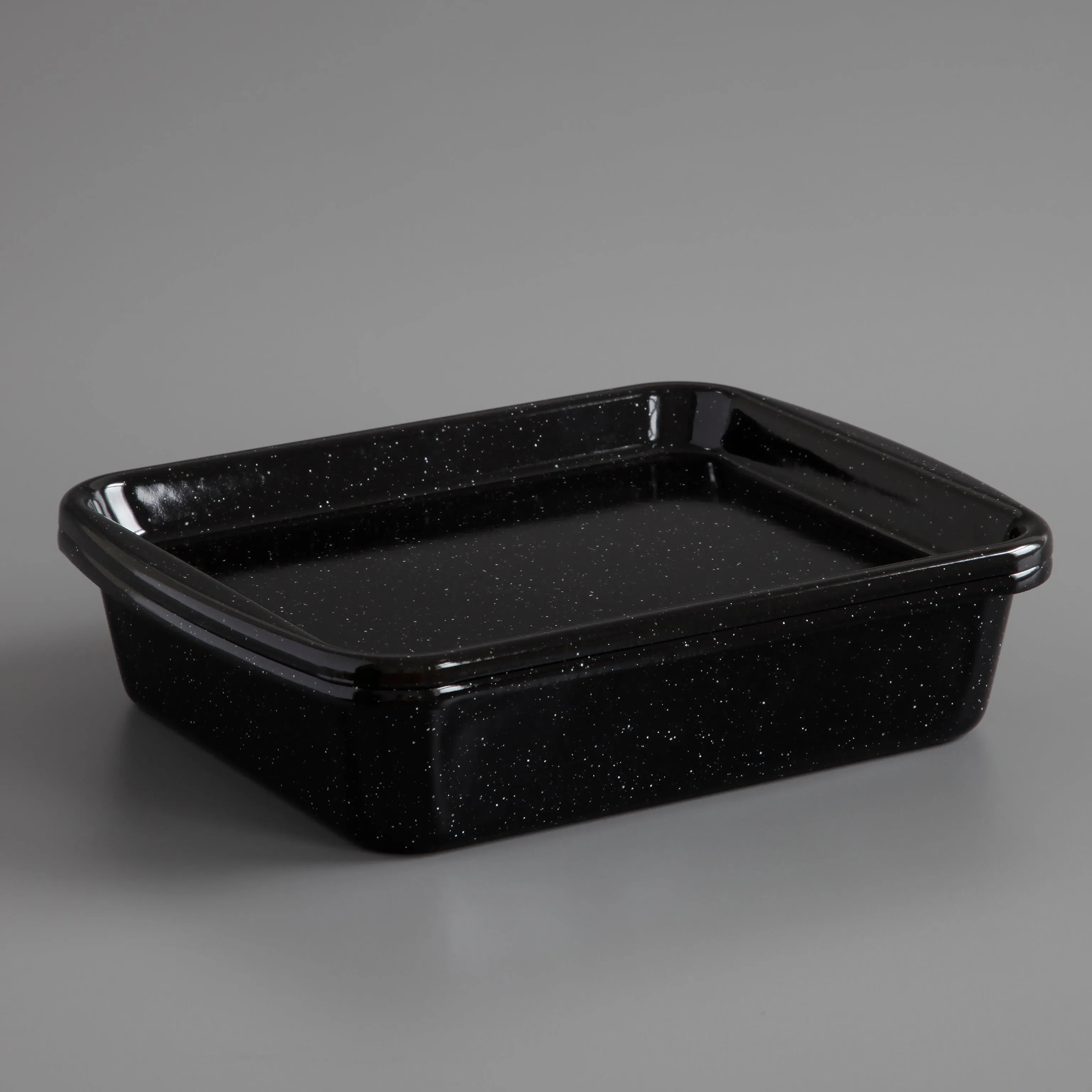 Covered Baking Tin