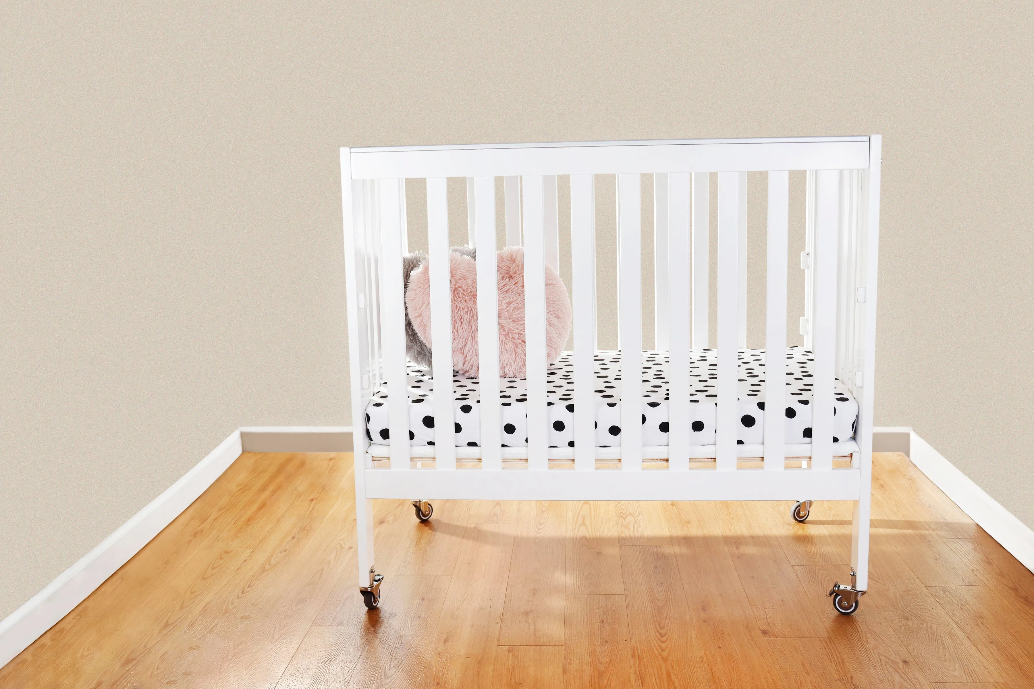 First Essentials Ruby Flat Top Portable Mini Crib