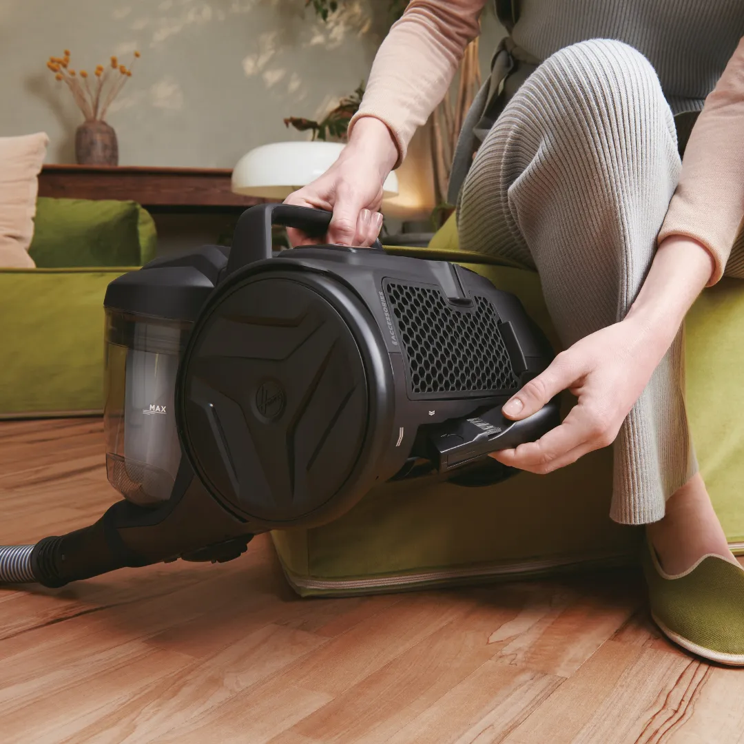 Hoover Bagless Cylinder Vacuum Cleaner - HP1