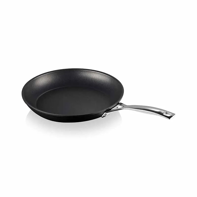 Le Creuset TNS Frying Pan & Casserole Set