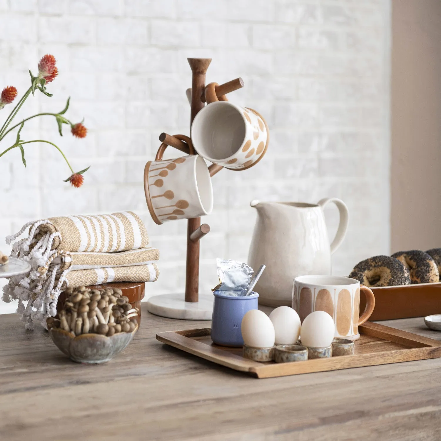 Mango Wood & Marble Mug Rack