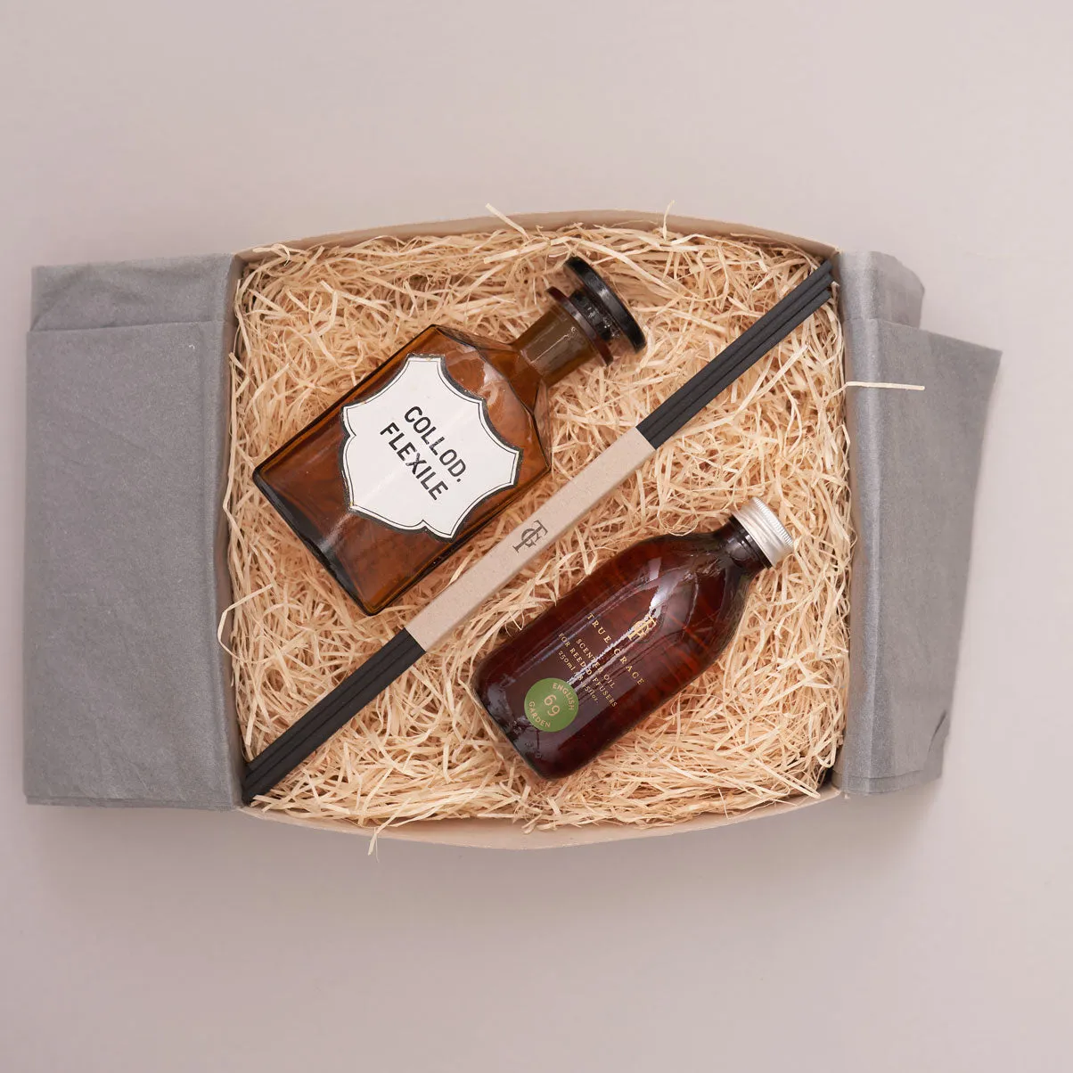 Medium Apothecary Diffuser Bottle Set