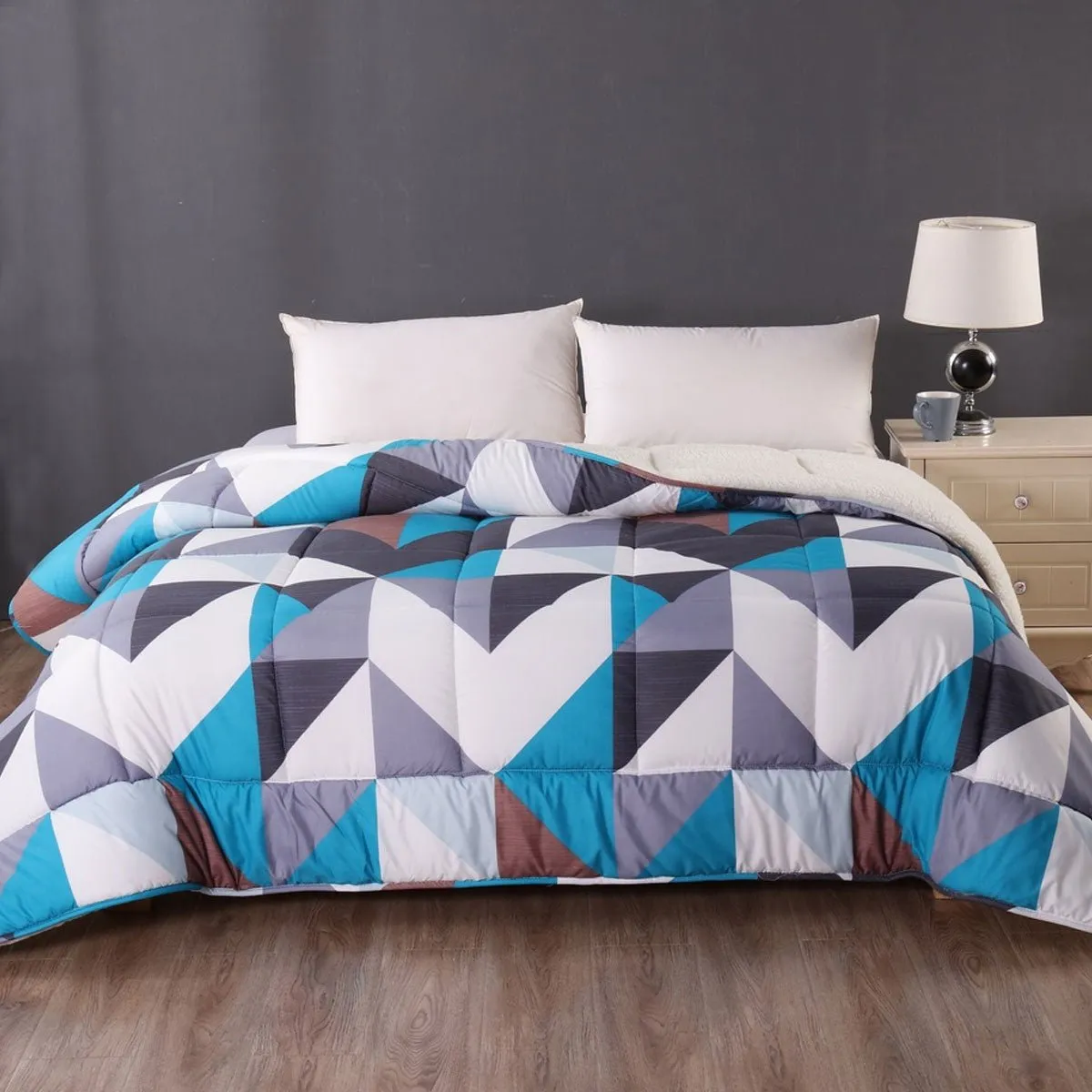 Parallelogram 1 Pc Printed Sherpa Comforter Queen