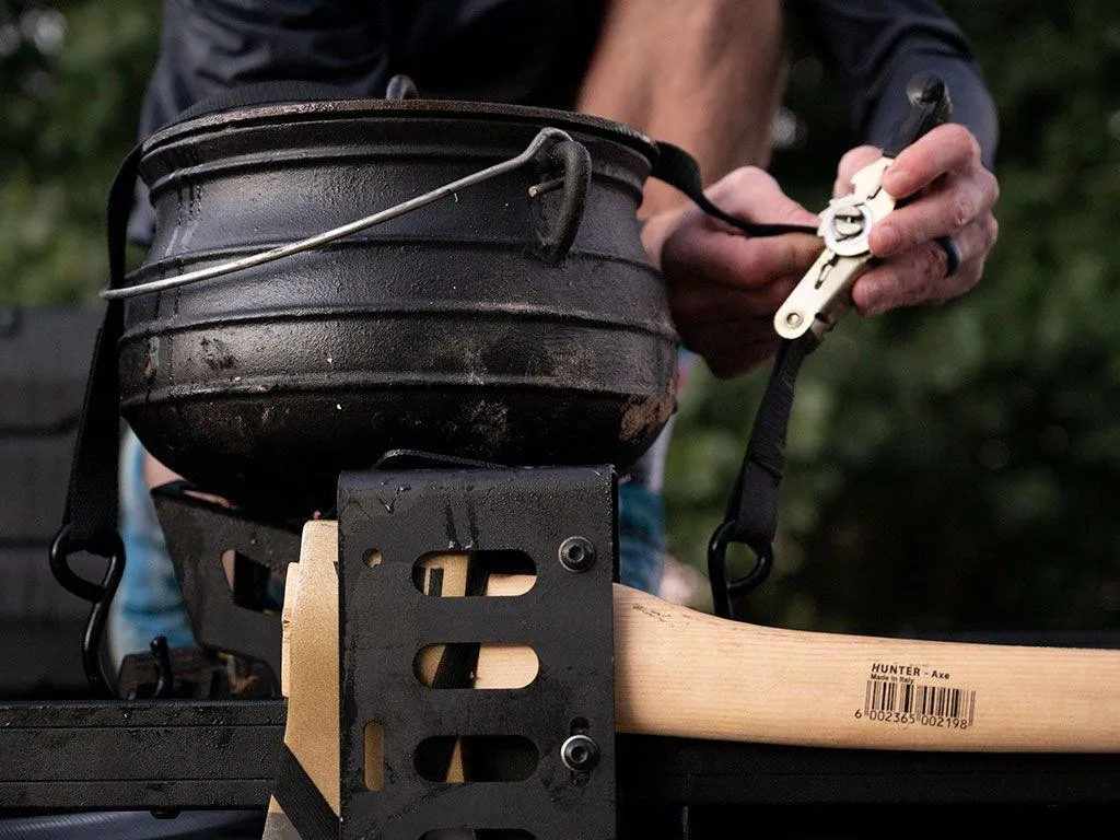 Potjie Pot/Dutch Oven & Carrier