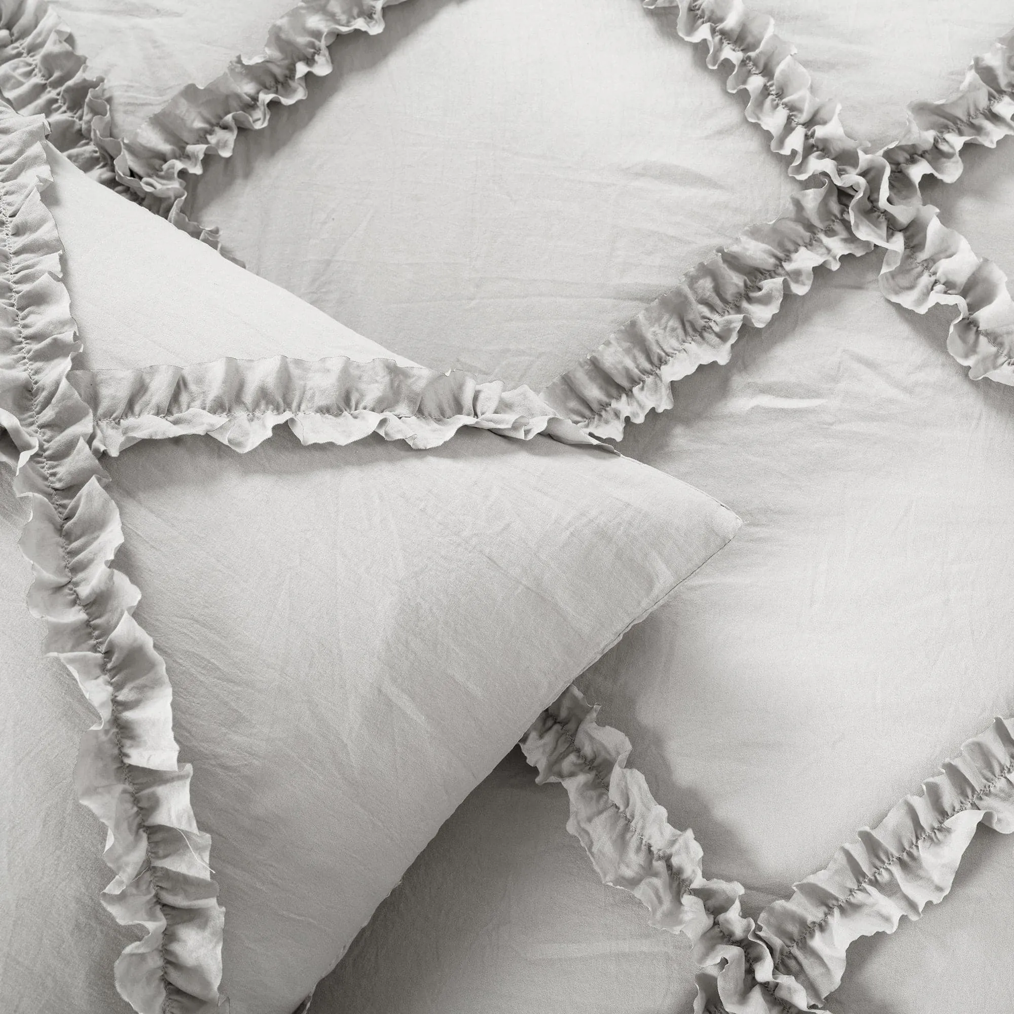 Ruffle Diamond 3 Piece Comforter Set