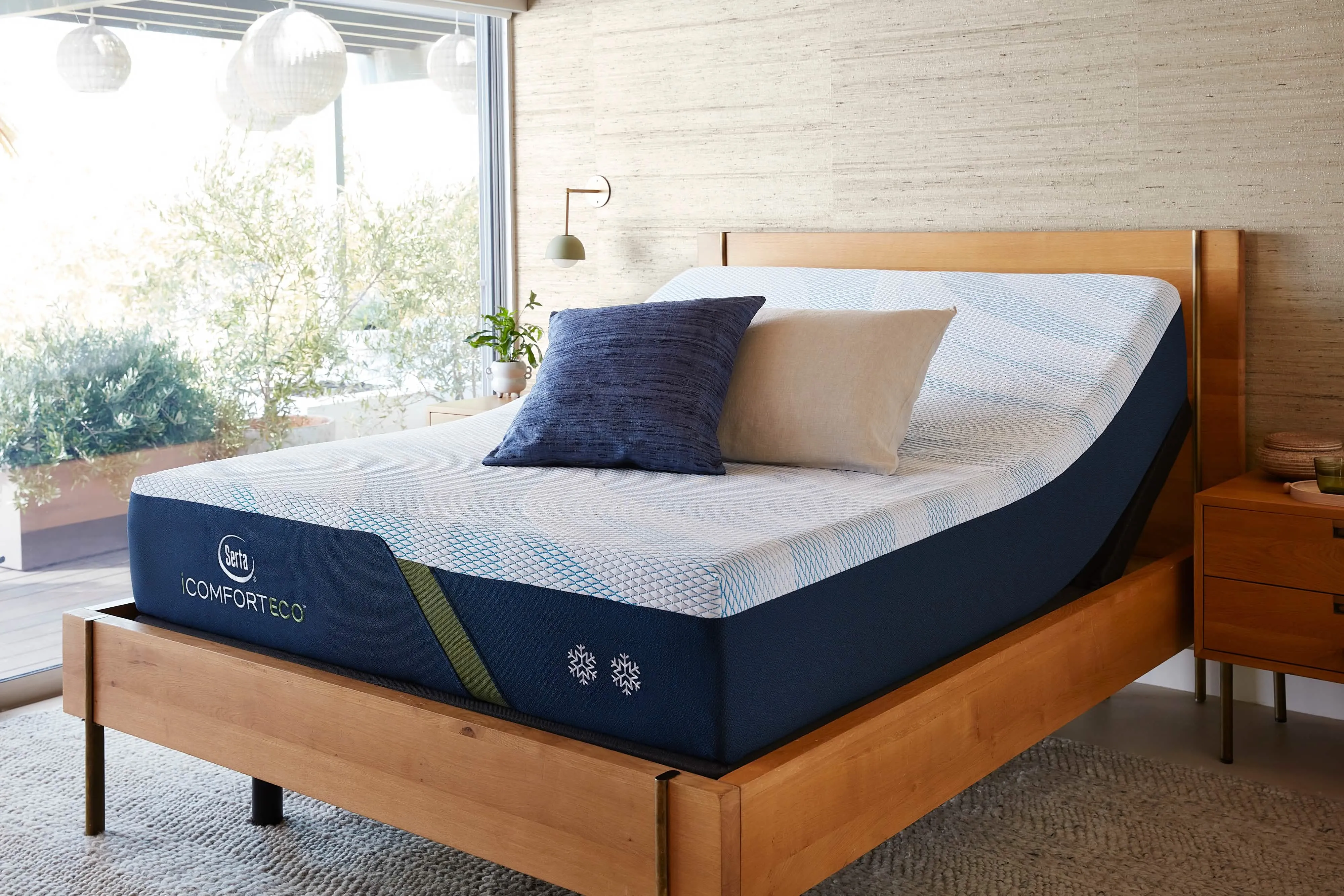 Serta iComfortECO Fusion 20 12" Plush Mattress